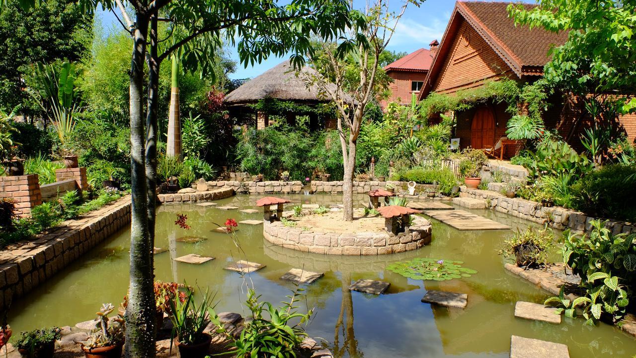 Eco Lodge Les Chambres Du Voyageur Antsirabe Dış mekan fotoğraf