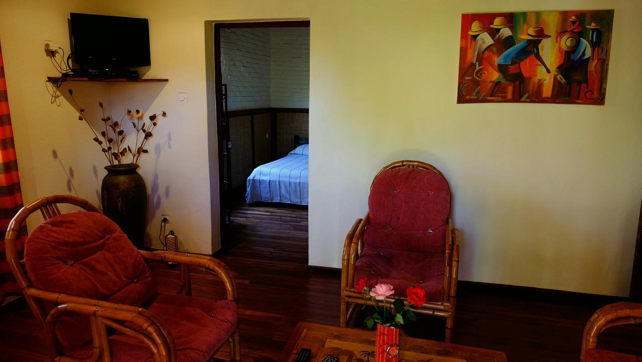 Eco Lodge Les Chambres Du Voyageur Antsirabe Dış mekan fotoğraf